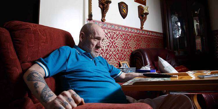 Terminally ill John Ryan was on a hospital waiting list so long his teeth fell out