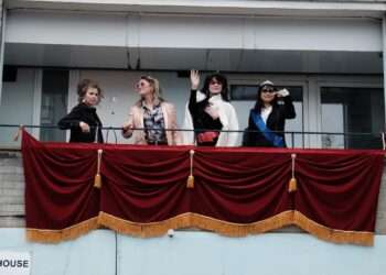 Coronation celebrations in Southwark included one TRA who made their very own 'royal balcony.'