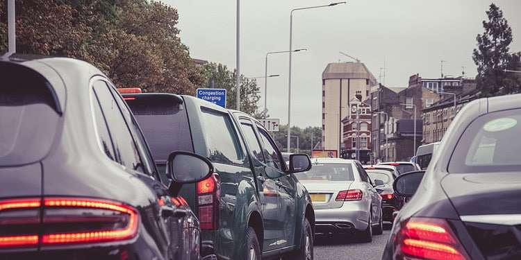 Heavy congested traffic on a busy London street