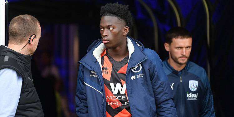 Romain Esse's last appearance for Millwall saw him get nine minutes off the bench in the 3-0 defeat to Coventry. Image: Millwall FC