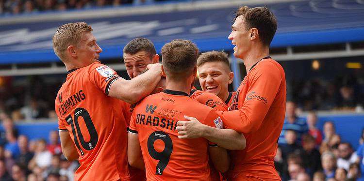 Kevin Nisbet hit an early goal at St Andrews but Jay Stansfield equalised in a 1-1 draw. Image: Millwall FC