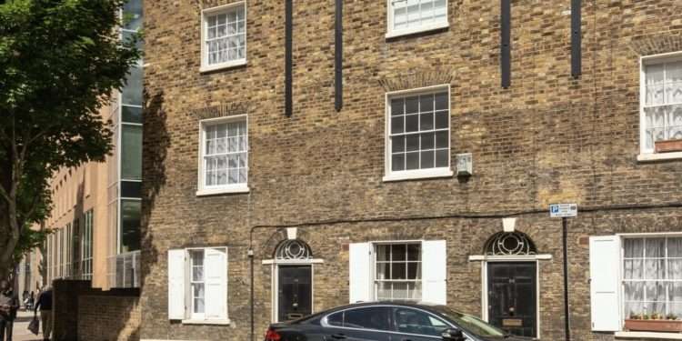 The property on Park Street, Borough (Savills)