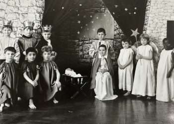 Southwark Park School children acting in a nativity play. Date: Unconfirmed